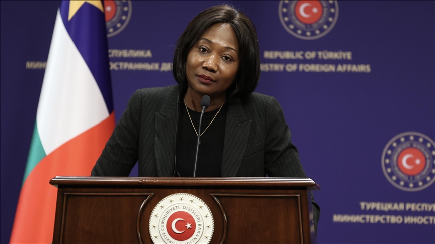 وزيرة الخارجية سيلفي بايبو تيمون خلال مؤتمر صحفي مع نظيرها التركي بانقرة (الأناضول)